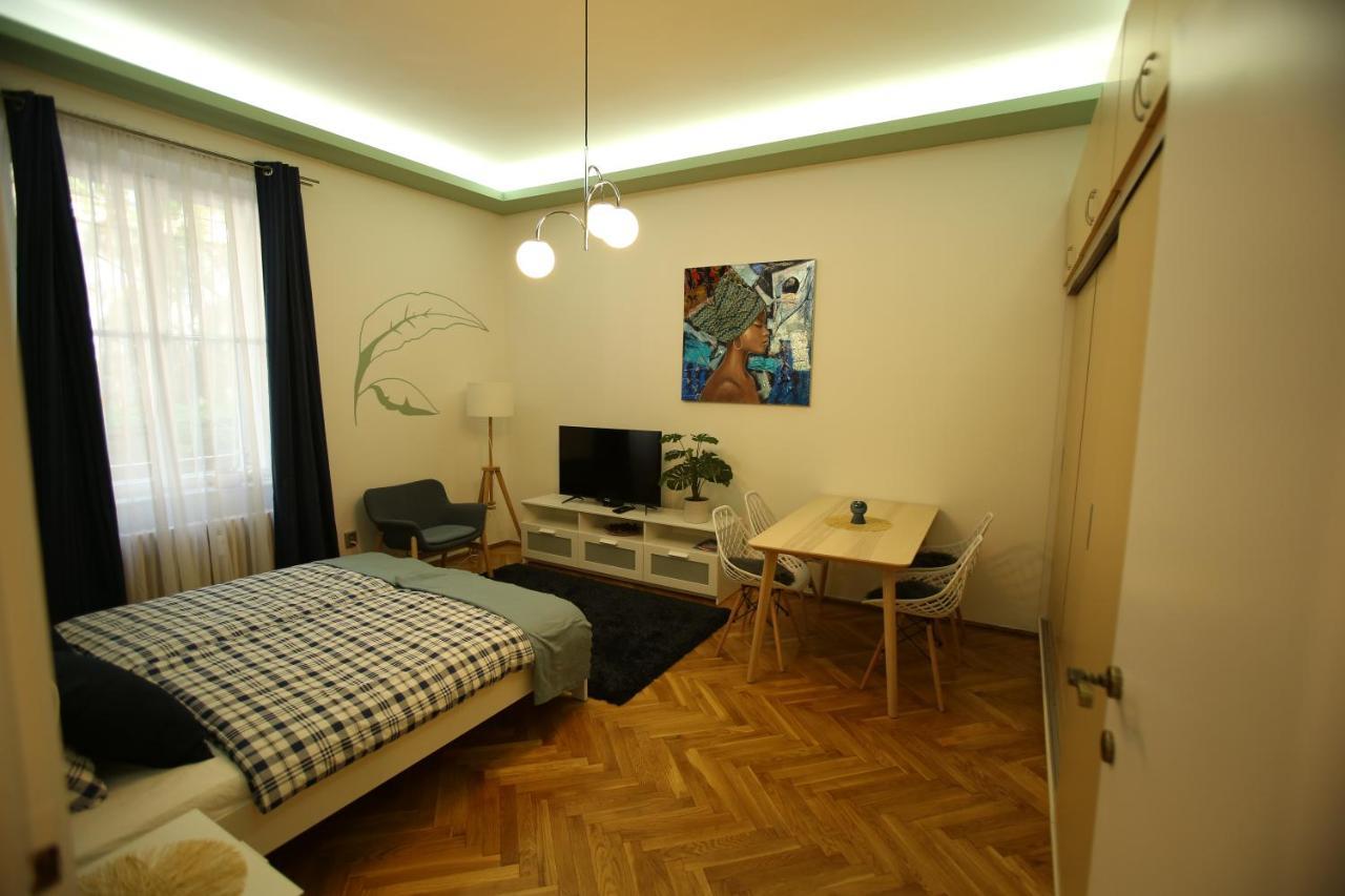 Appartement Castle Courtyard Hideaway à Budapest Extérieur photo