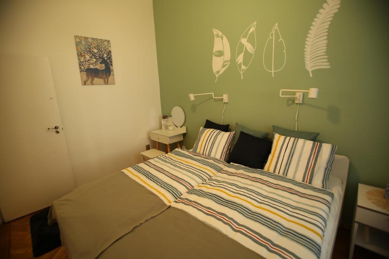 Appartement Castle Courtyard Hideaway à Budapest Extérieur photo