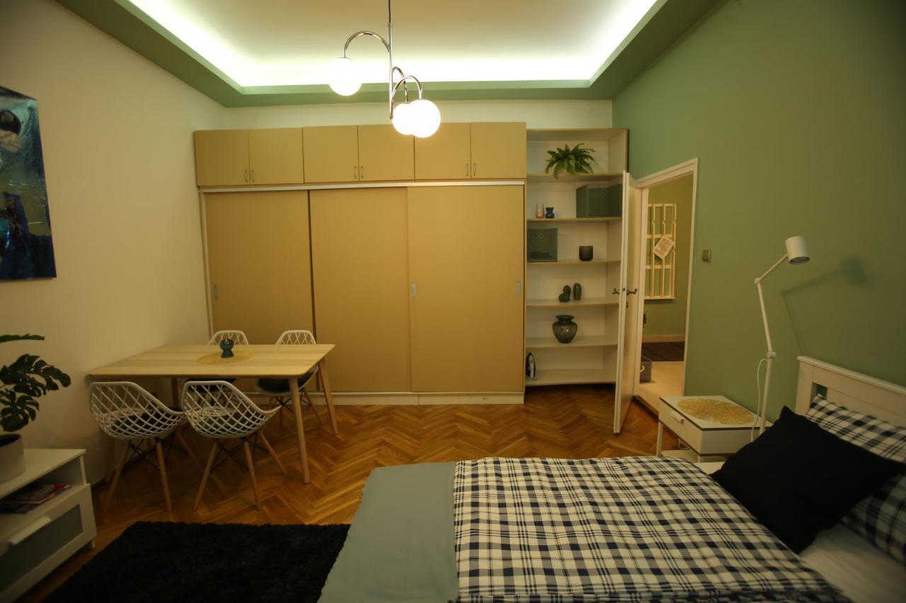Appartement Castle Courtyard Hideaway à Budapest Extérieur photo